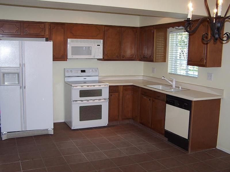 1st image of 4087A E Campbell Ave
