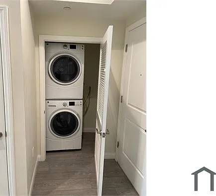 2 bed, 1339 sqft, $3,795 — Photo 3