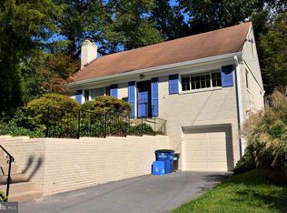 8817 Walnut Hill Rd, Chevy Chase, MD 20815