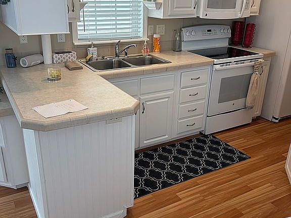 Great lil kitchen