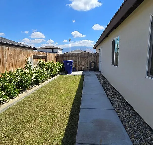 1837 Walnut Dr — Photo 33