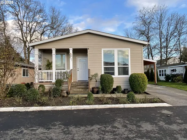 861 SW Liberty Bell Dr Space 295, Beaverton, OR 97006