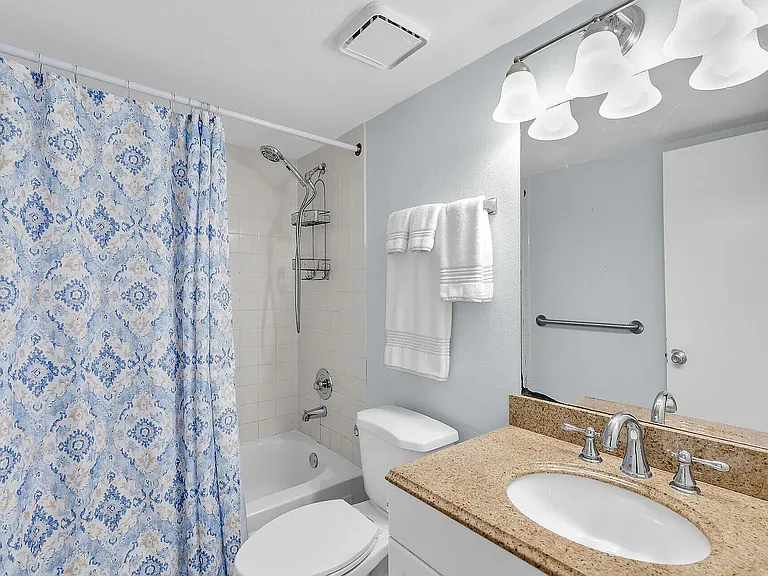 3930 S Roosevelt Blvd #304 — Photo 2