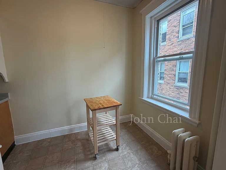 225 Kelton St #8 — Photo 8