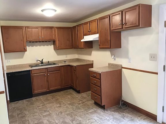 Updated Kitchen (appliances will be included)