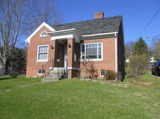 649 Riverside Dr, North Tazewell, VA 24630
