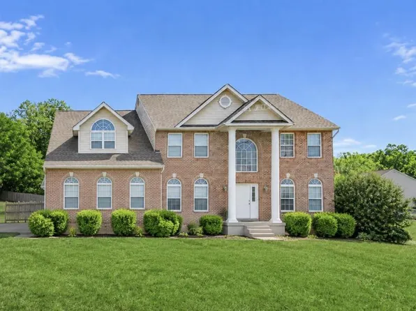 101 Bath Dr, La Plata, MD 20646