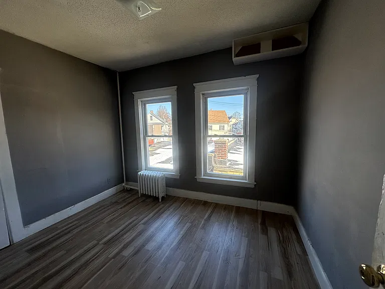124 Kendall St #2 — Photo 5