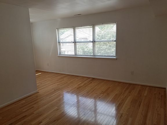 2nd image of 221 Parker Ave