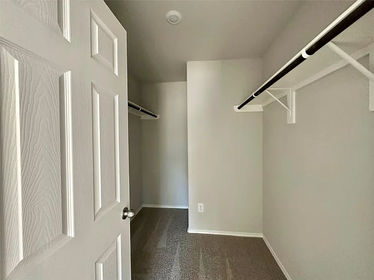 270 Cumberland Forest Dr — Photo 9