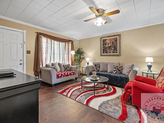 3rd image of 41 Preston Heights Cir
