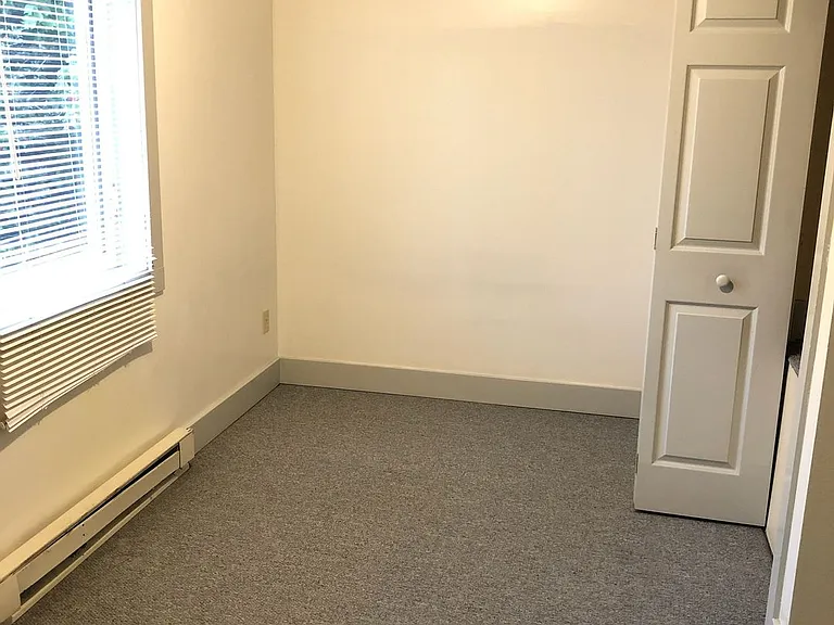 511 E Chestnut St — Photo 24