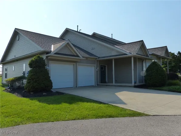 1212 E Mallard Dr, Madison, OH 44057