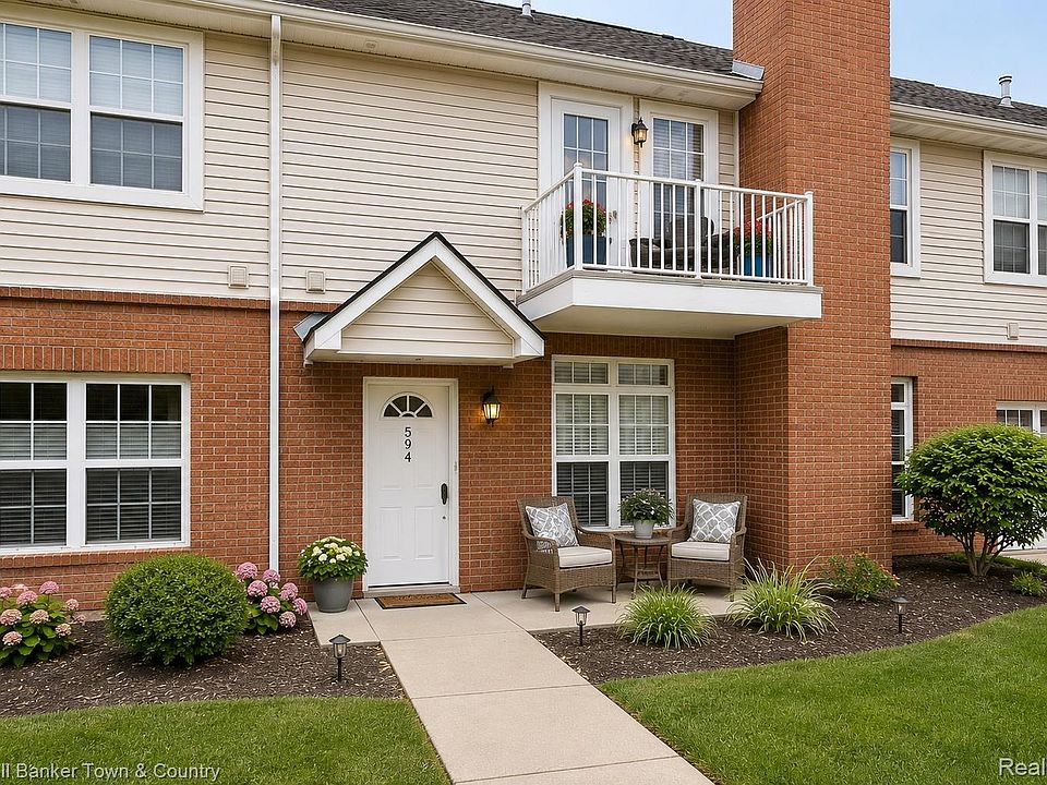 1st image of 594 Olde English Cir