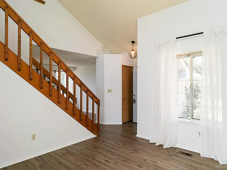 12812 E Wyoming Cir — Photo 9