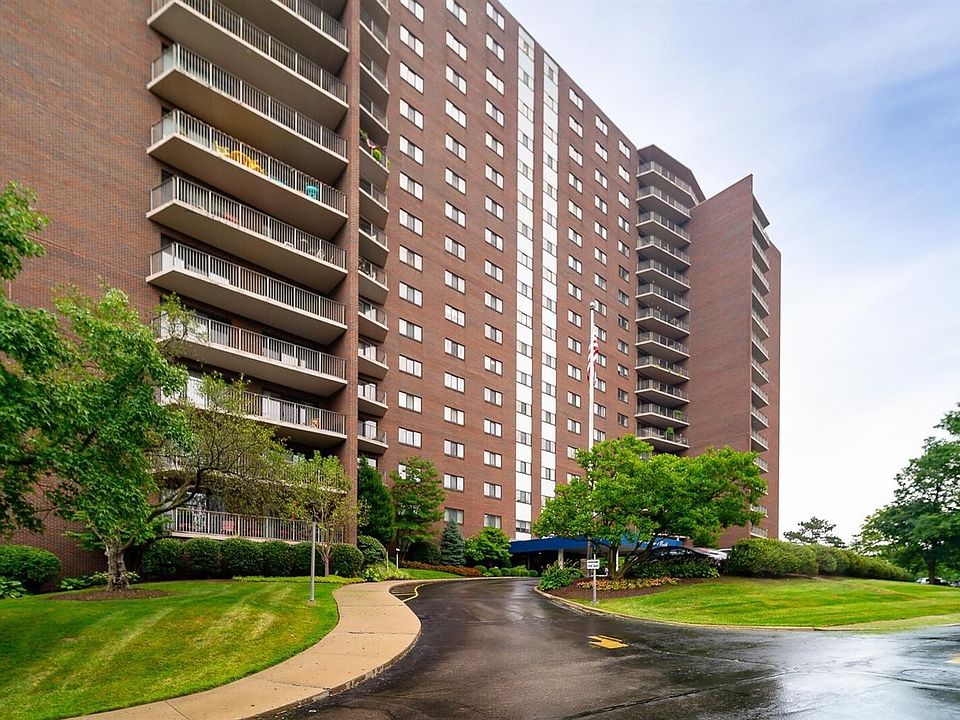 1st image of 5300 Hamilton Ave Unit 19-B