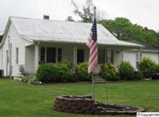 406 Old Huntsville Rd, Fayetteville, TN 37334