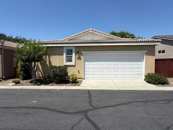 10302 Oldham Ln, Bakersfield, CA 93306