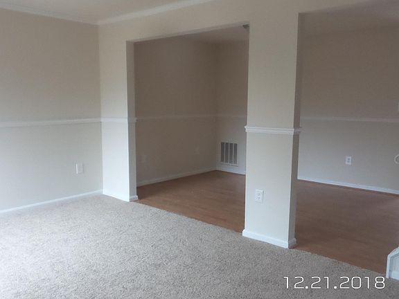 3rd image of 14674 Fox Glove Ct
