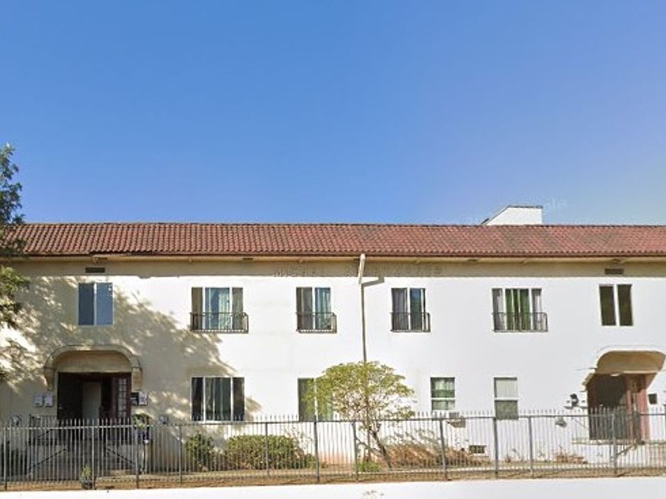 1st image of 3030 3036 1/2 Whitter Blvd/902 #904
