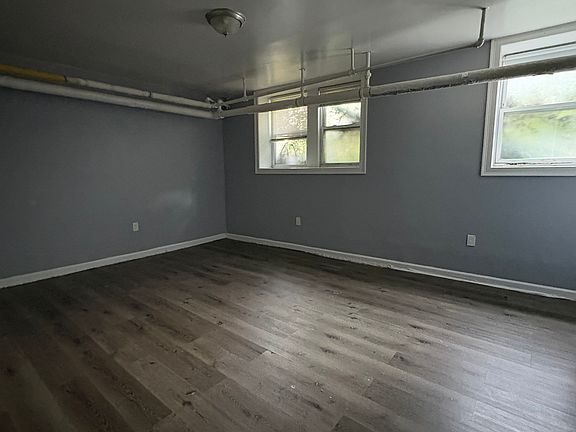 3rd image of 1084 Kennedy Blvd #Ll