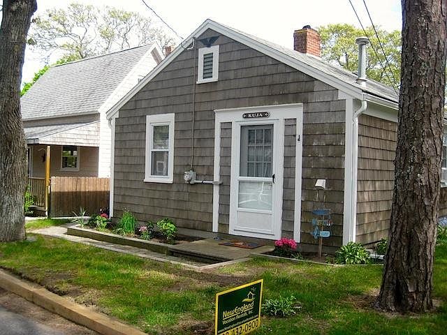 15 Park Place - cute cottage by the sea