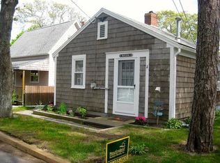 15 Park Pl, Harwich Port, MA 02646