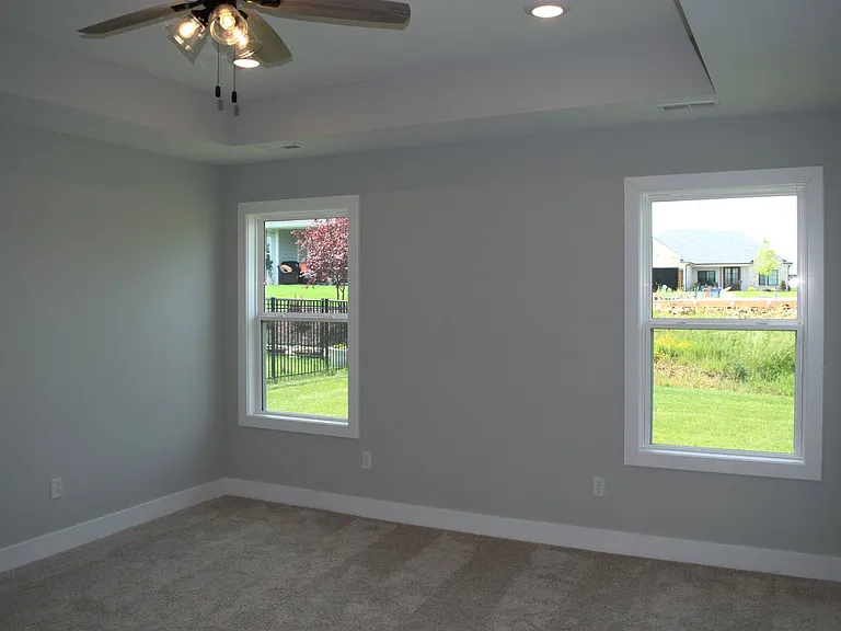 913 Spyglass Ct — Photo 13
