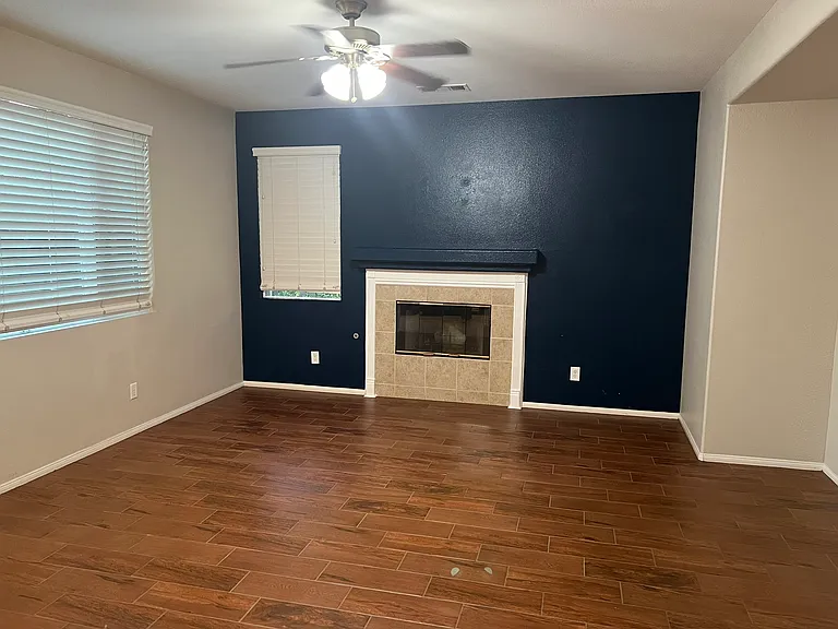 45204 Almora St — Photo 18
