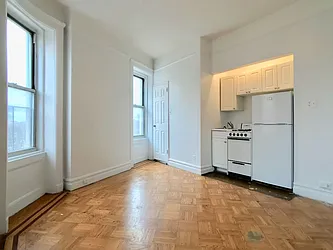 Rented by Sovereign Realty NYC