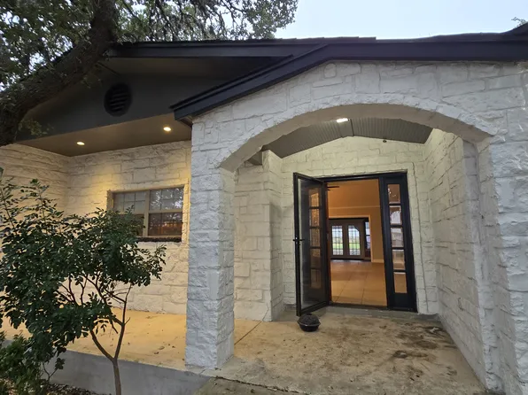1730 River Rd, Boerne, TX 78006