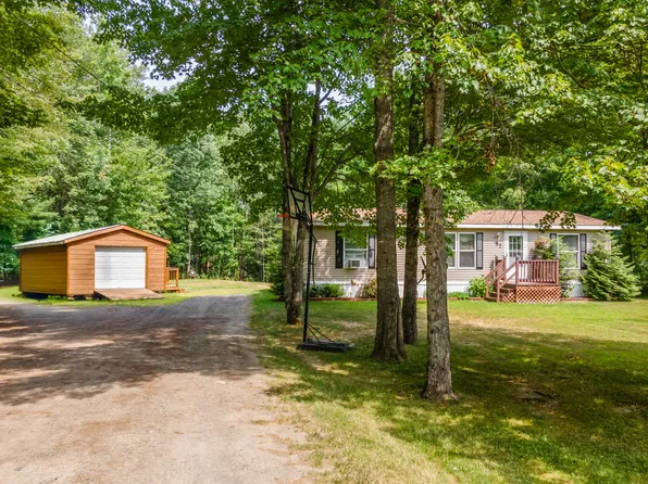 57 Forest Hills Drive, Levant, ME 04456