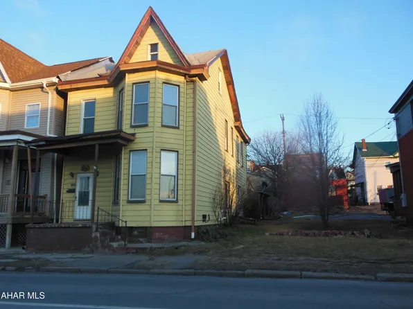 1121 7th Ave, Altoona, PA 16602