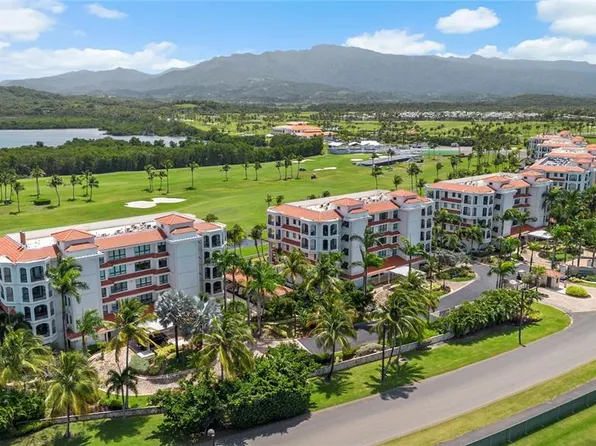 410 Coco Beach Blvd #B-402, Rio Grande, PR 00745