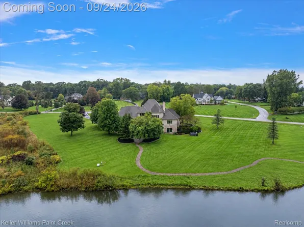 175 Victorian Hills Dr, Okemos, MI 48864
