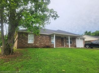 316 N Pine St, Altus, AR 72821