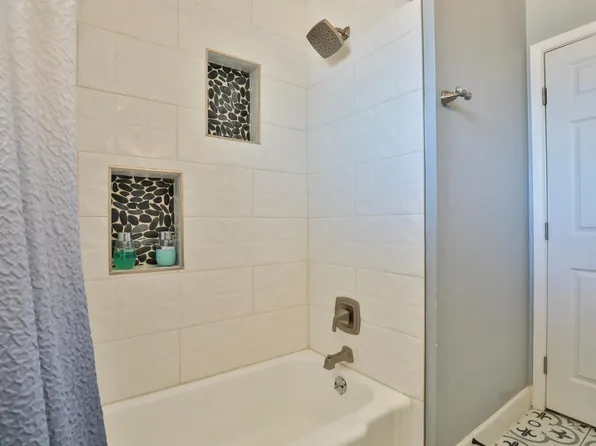 (undisclosed Address), Mesa, AZ 85201