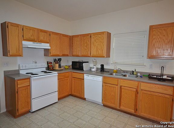 4th image of 530 Coral Hbr