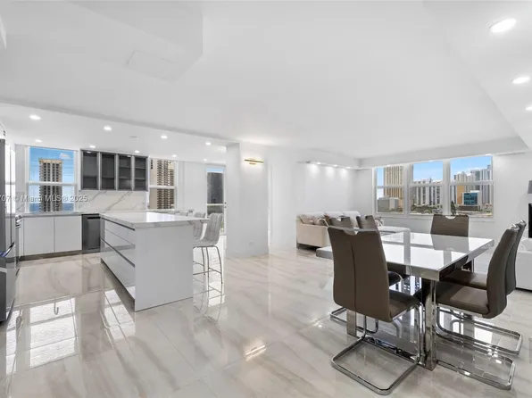 230 174th St APT 1119, Sunny Isles Beach, FL 33160