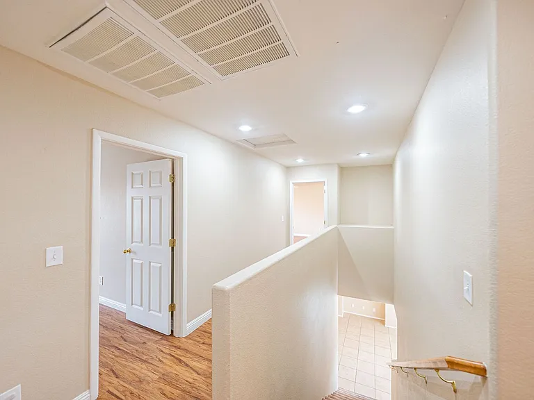10243 Midnight Glow Ct — Photo 8