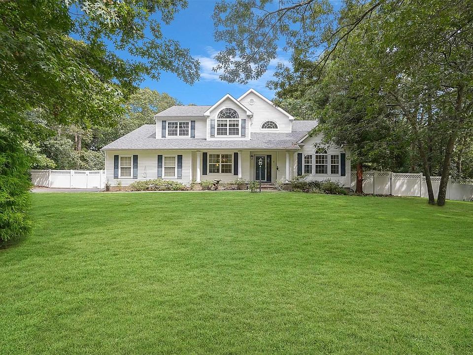 1st image of 9 Hilltop Ln