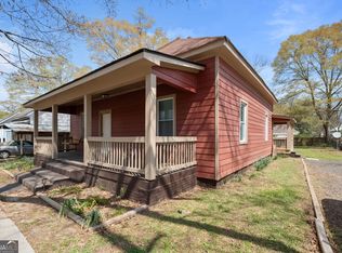 105 International St, Hogansville, GA 30230