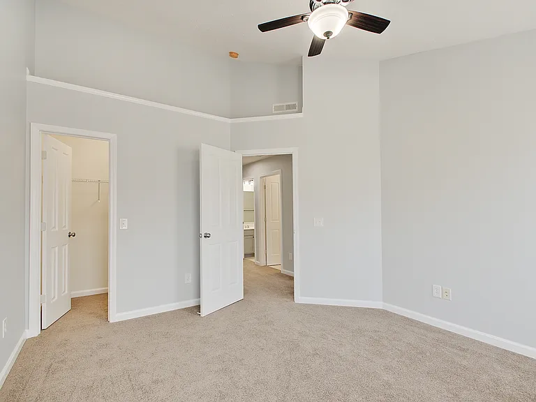 9465 Tanhurst Dr — Photo 18