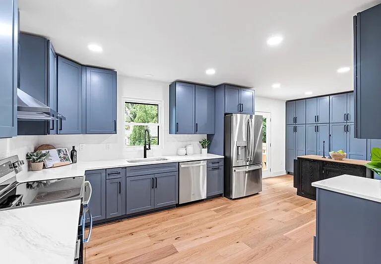 28 Douglas Dr — Photo 19
