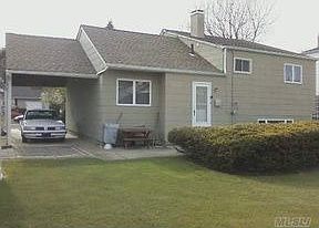 2nd image of 19 Gaulton Dr