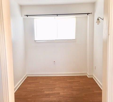 2nd image of 507 Coffin Ave #B