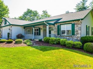 24 Tall Pines Rd, Hendersonville, NC 28739