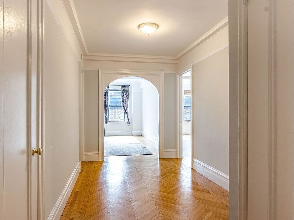 1st image of 255 W 88th St APT 7D