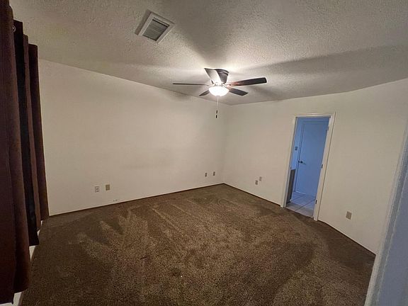 3rd image of 6128 Kearny Trl NW