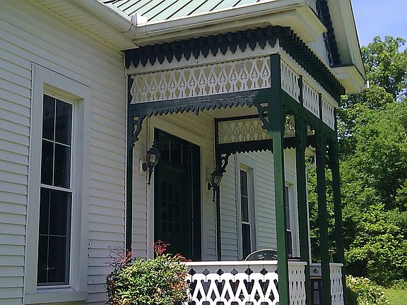 Side view of porch detail
